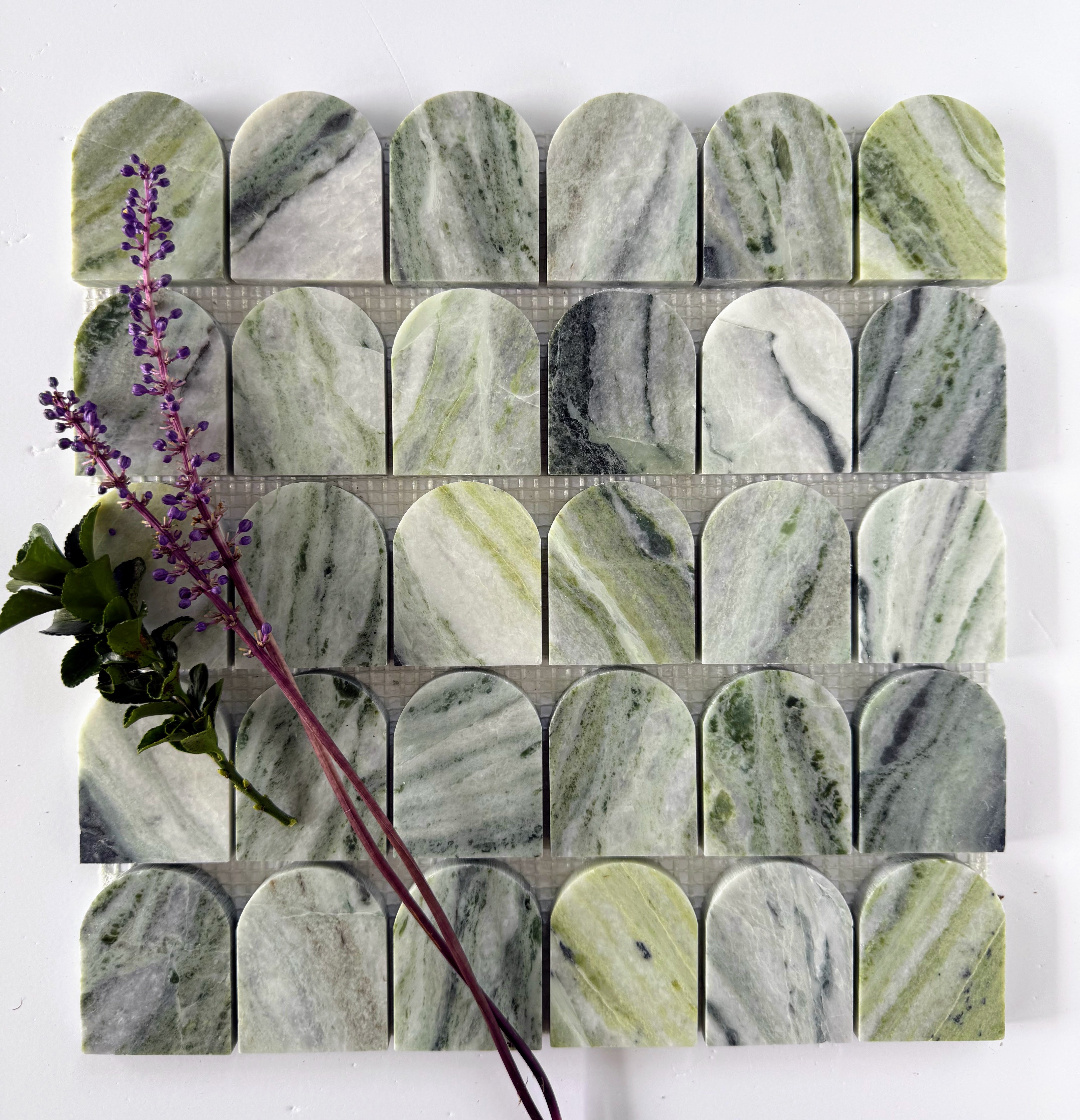 Scarpa I Green Vibes Arch Mosaic by New York Cement Tile: green & white marble mesh with floral Italian-inspired design.