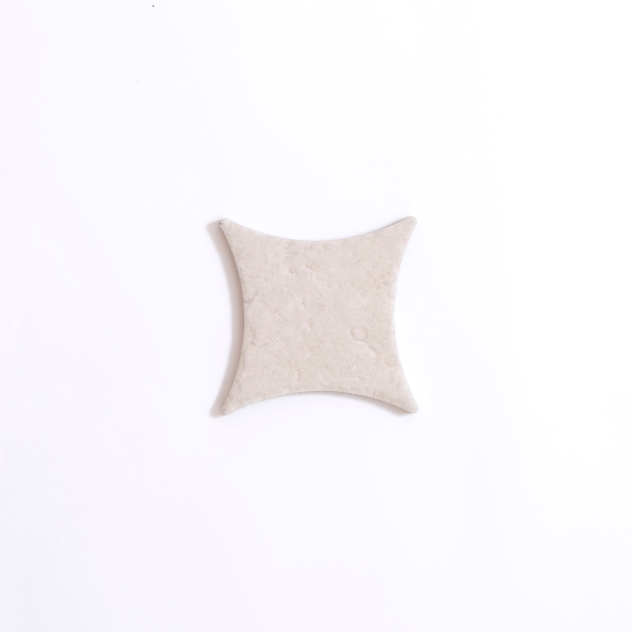 Ivory R11 Circle-Diamond