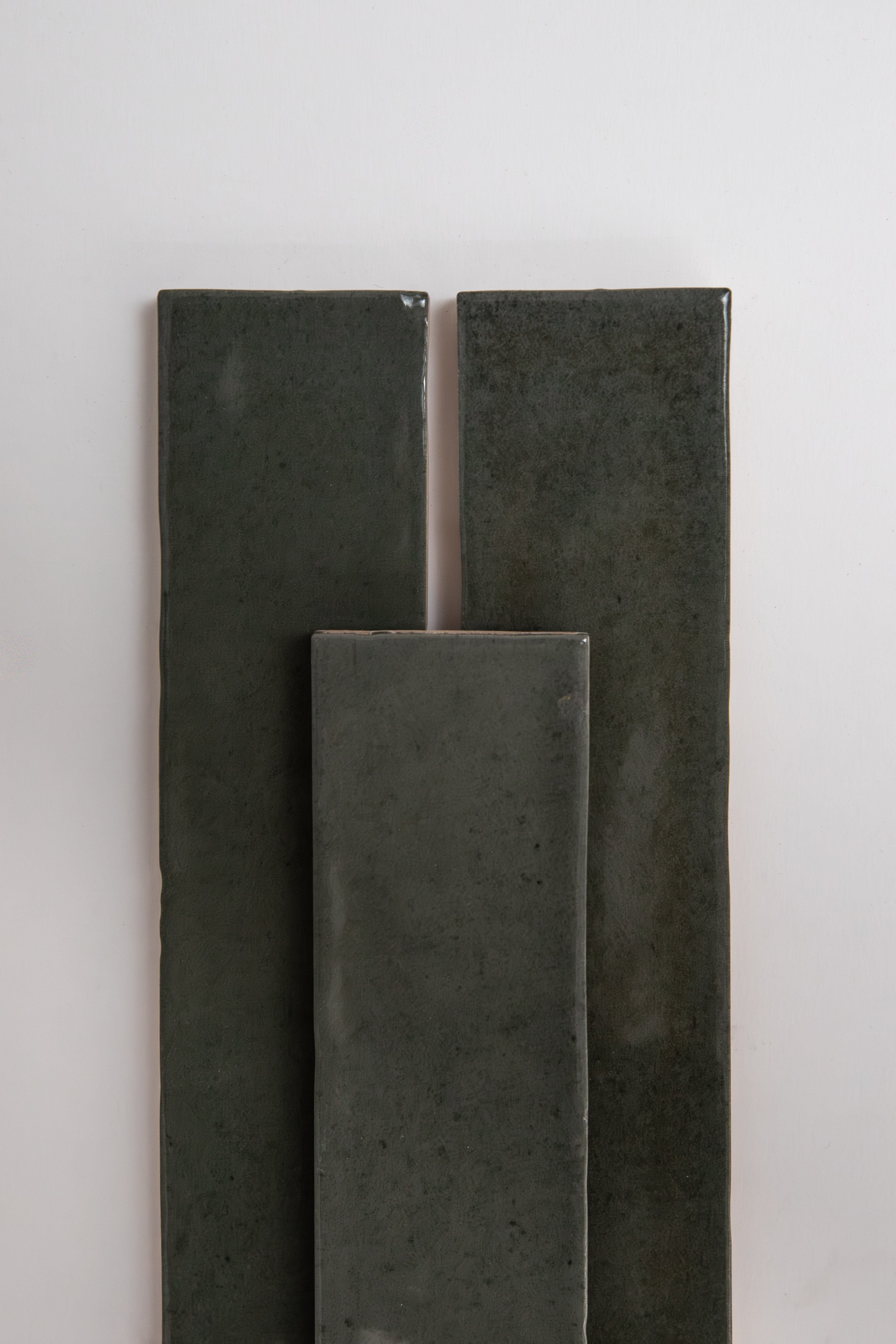 Cottage Ivy Bibury Dark Green 2x10 Glossy