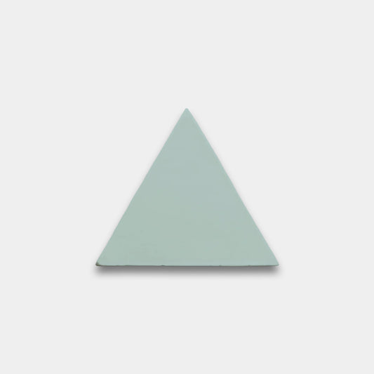 4402-Solid Triangle