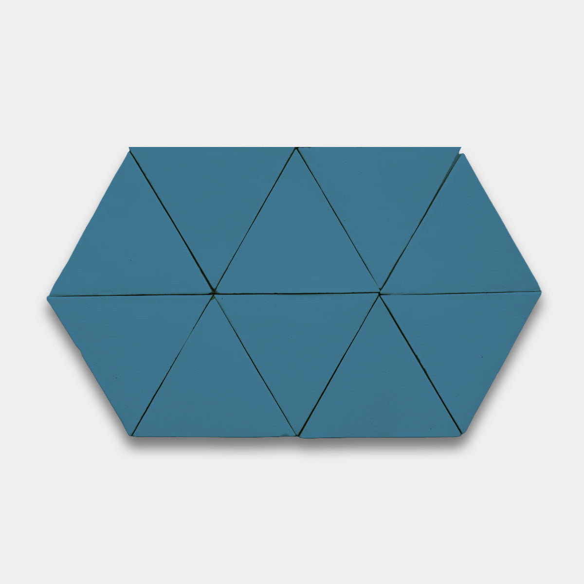 4413-Solid Triangle