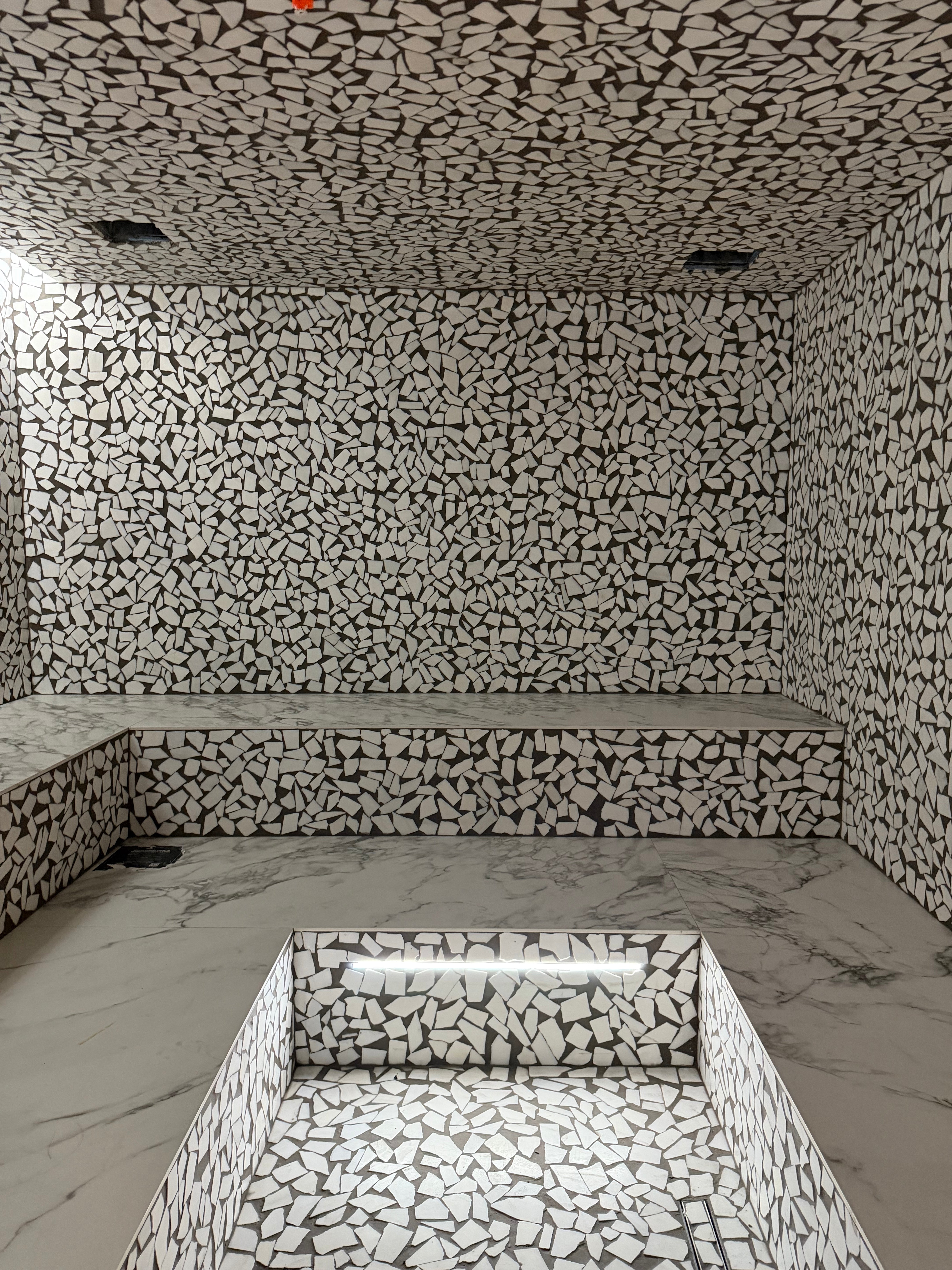Ice Break - Puzzle Mosaic Marble Mesh