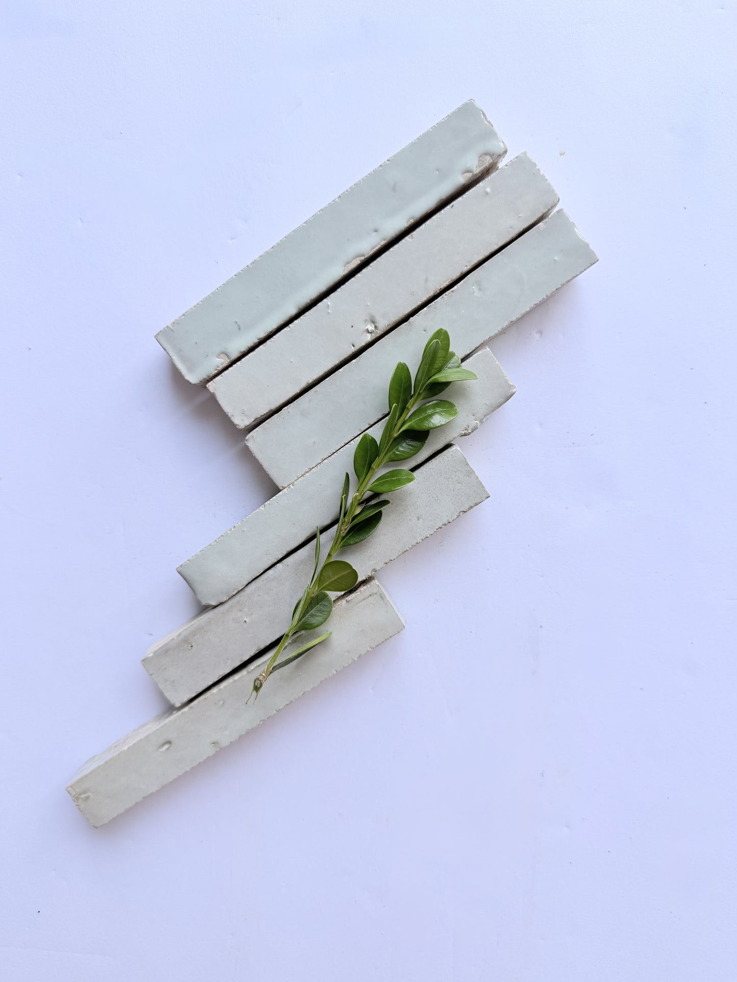 Slim Glazed Mint Frost (5½"x⅞")
