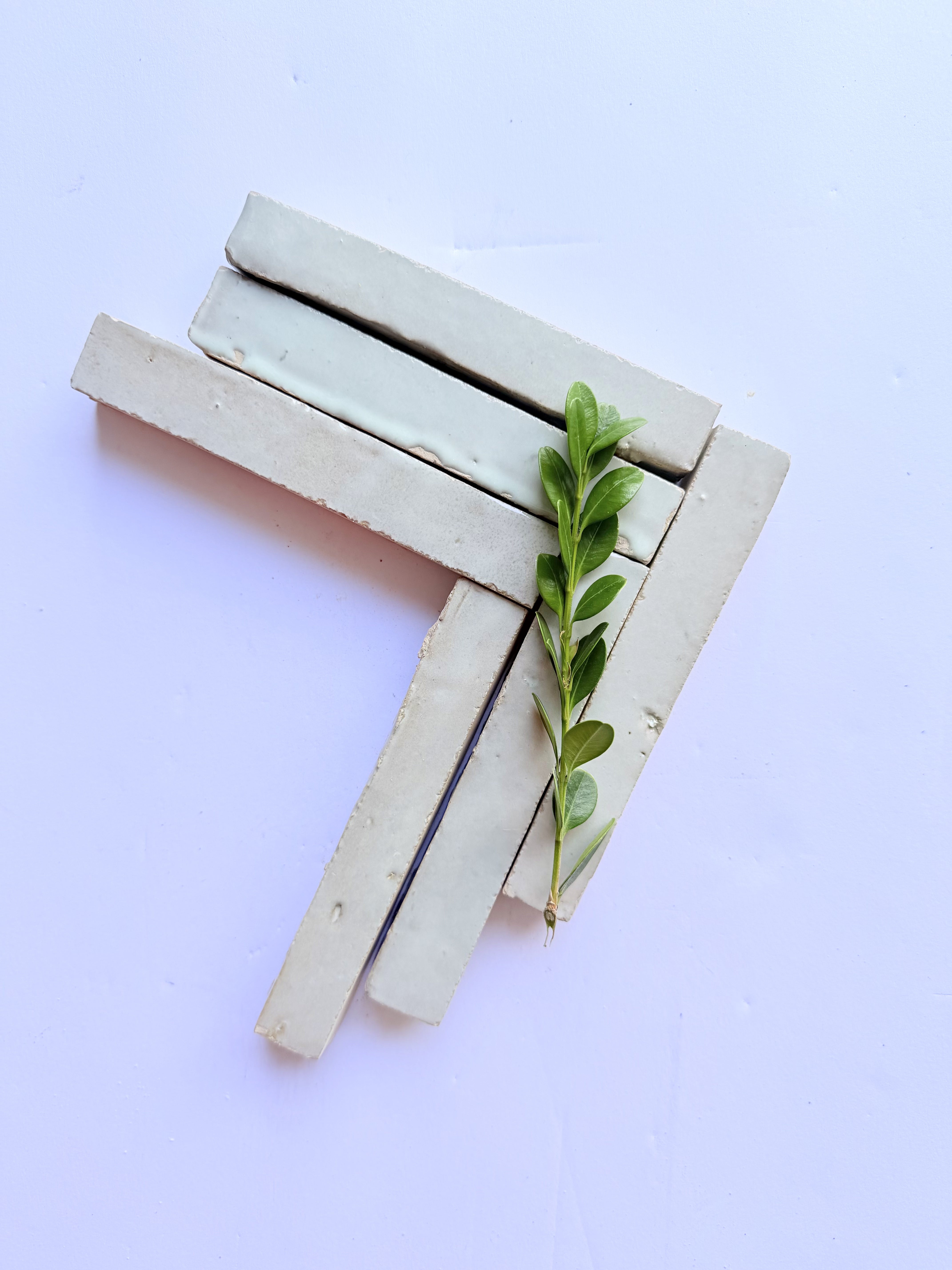 Slim Glazed Mint Frost (5½"x⅞")