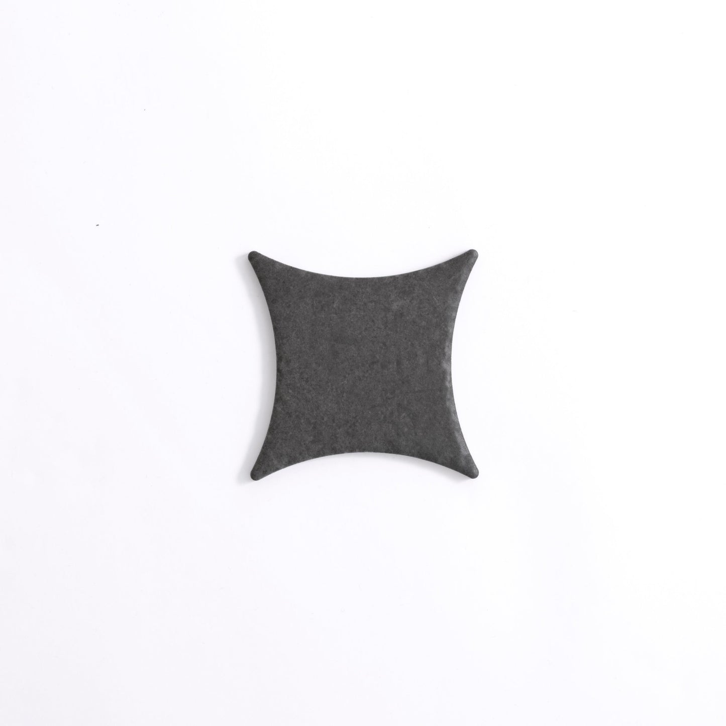 Black R11 Circle-Diamond, Sample
