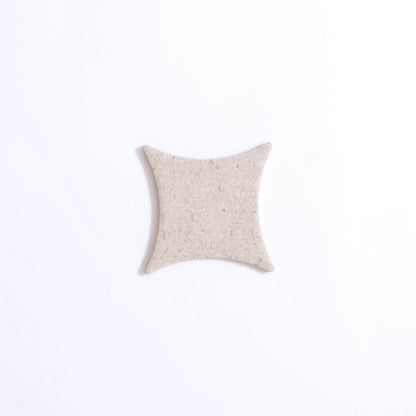 Taupe R11 Circle-Diamond, Sample
