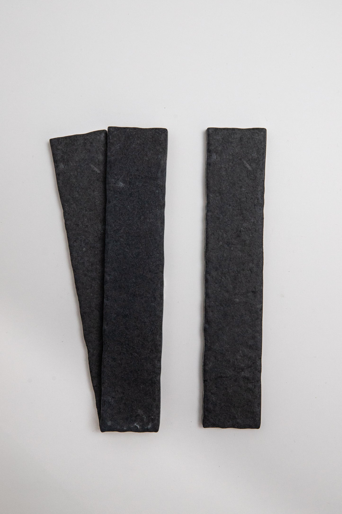 Black R11, Sample
