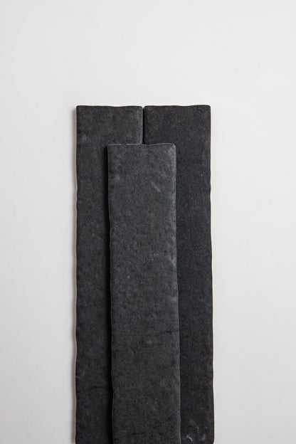 Black R11, Sample