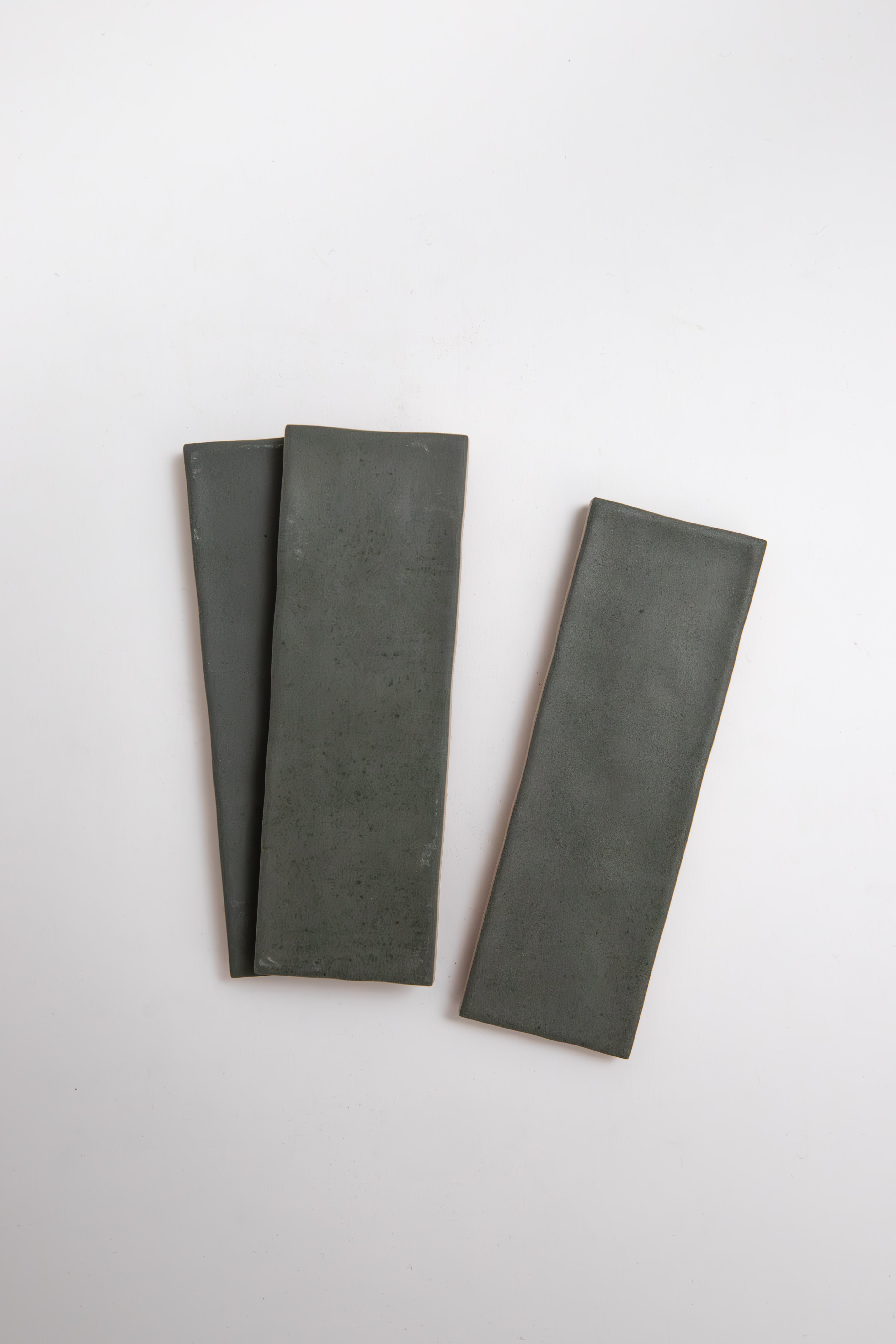 Cottage Ivy Buckland Dark Green 2x6 Matte