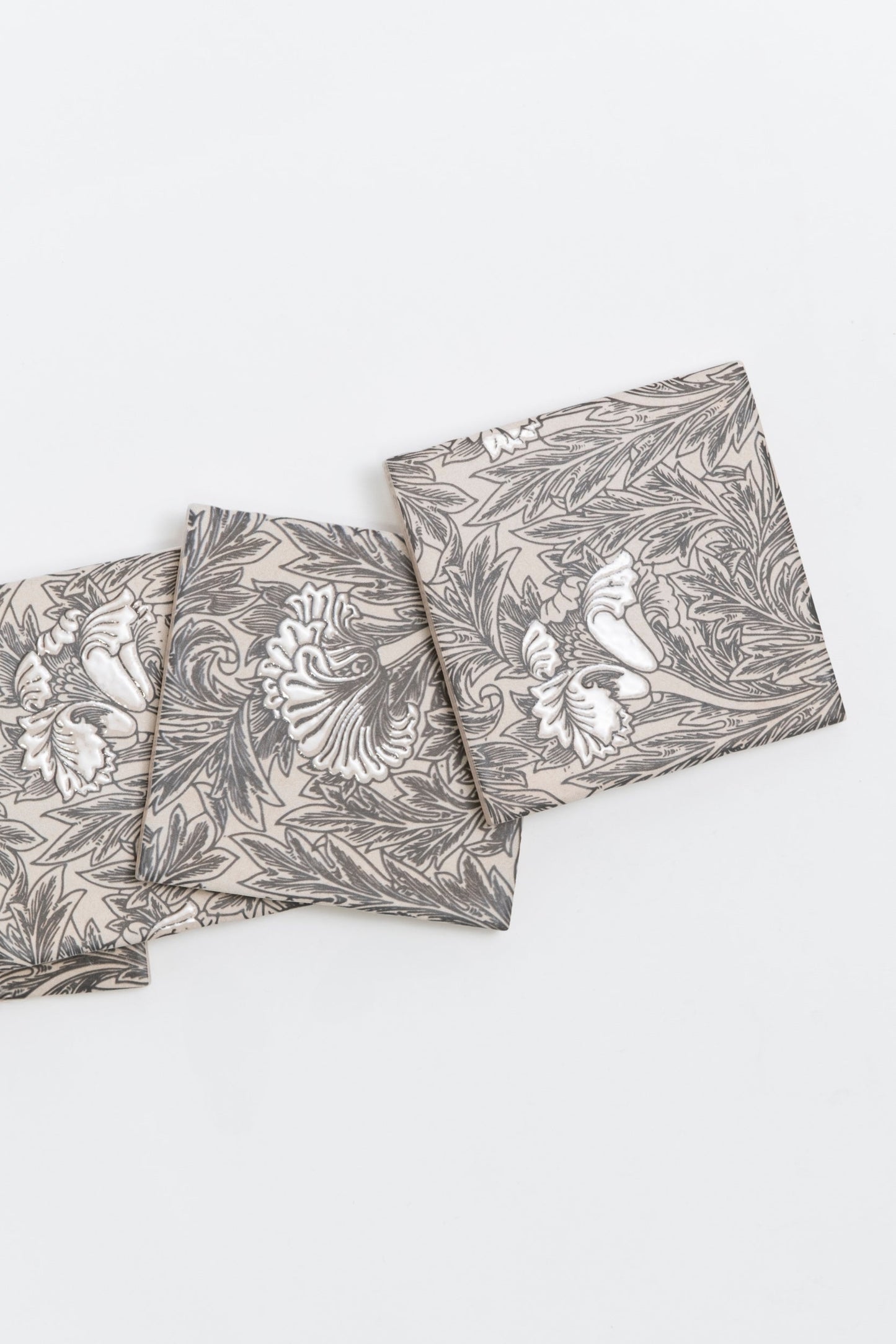 Agnes Deco, Extra Sample