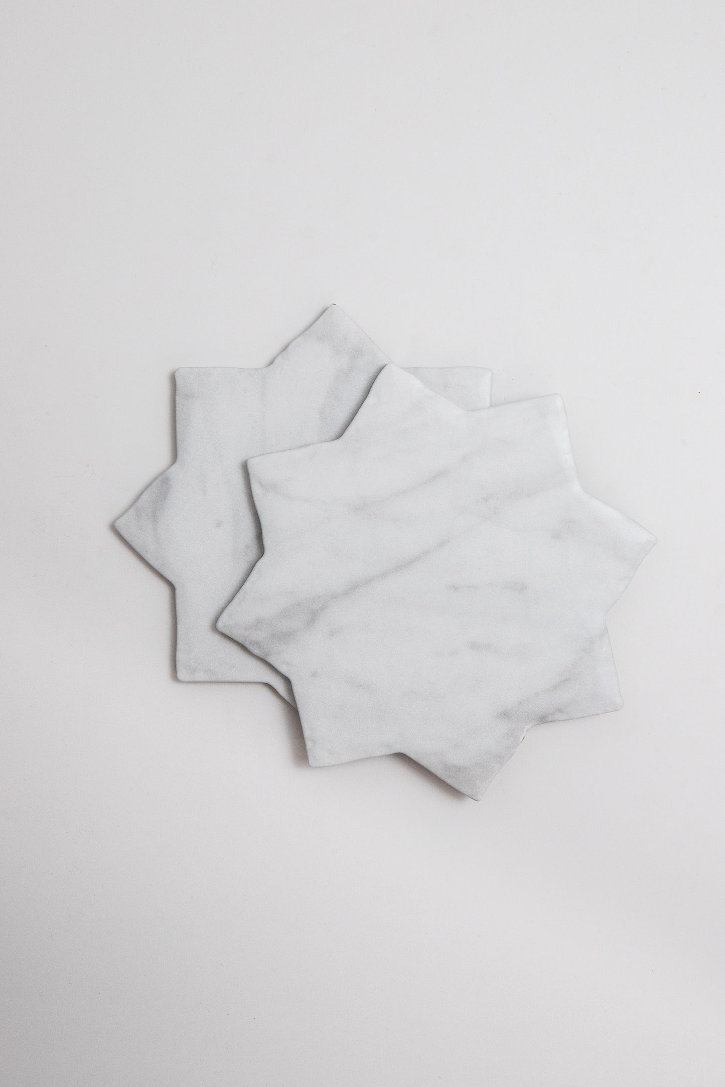 White Carrara Cross-Star, Sample