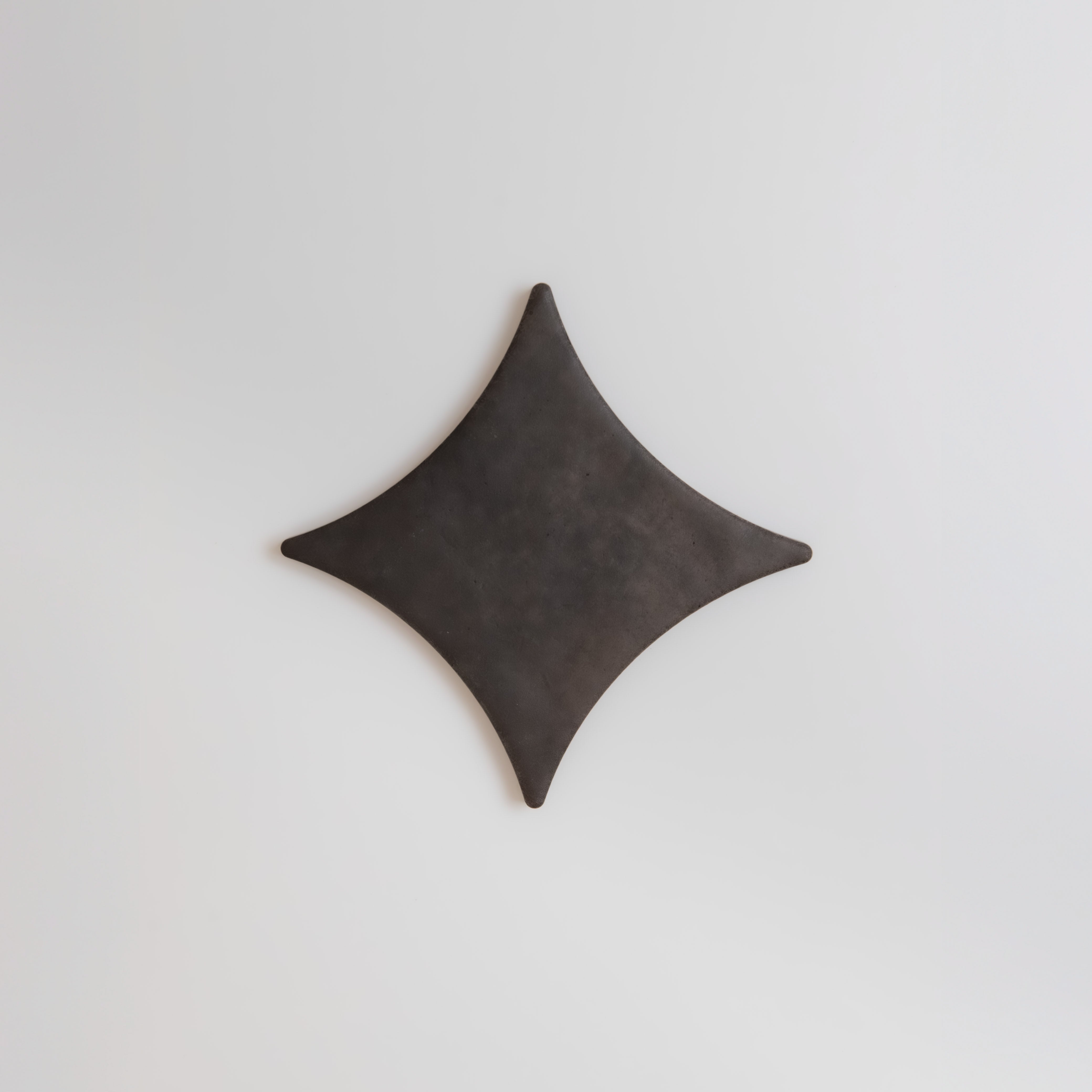 Black Horse Circle-Diamond