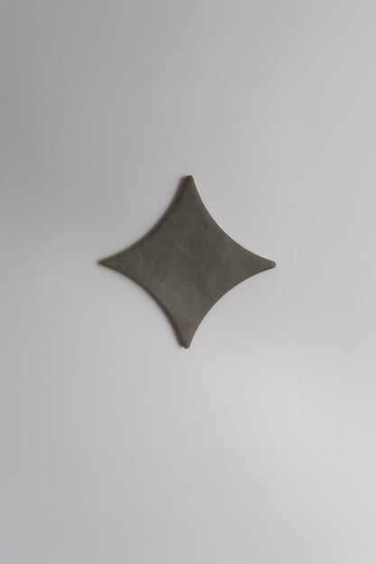 Cardon Circle-Diamond, Sample