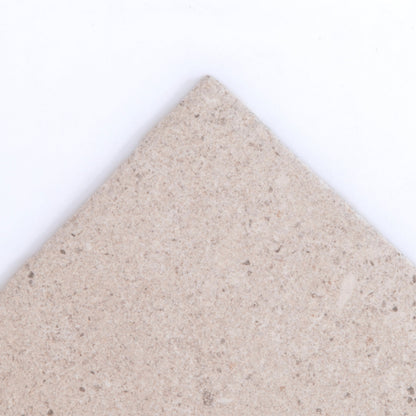 Taupe R11, Sample