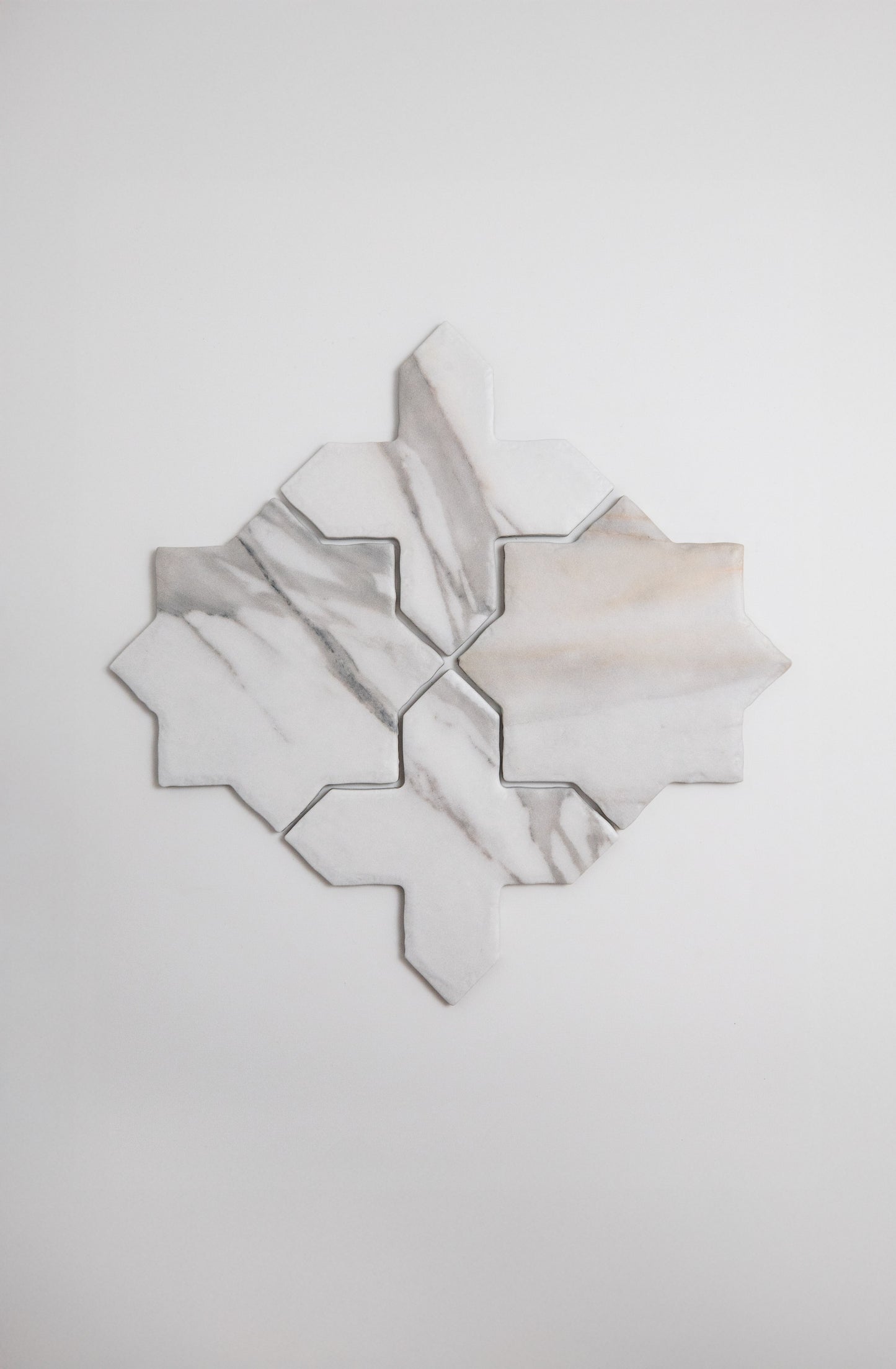 Tosca Calacatta Gold Cross-Star tile