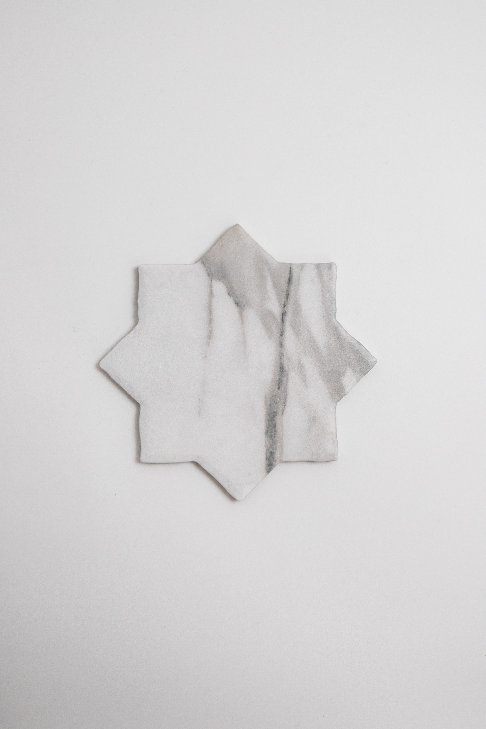 Tosca Calacatta Gold Cross-Star tile