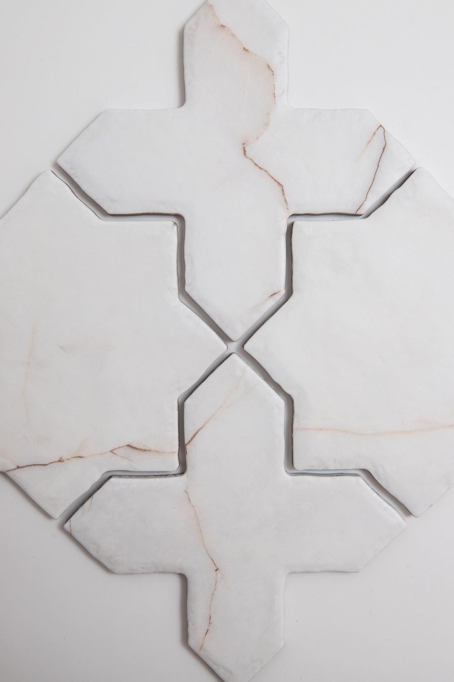 Tosca Calacatta Soft Cross-Star tile